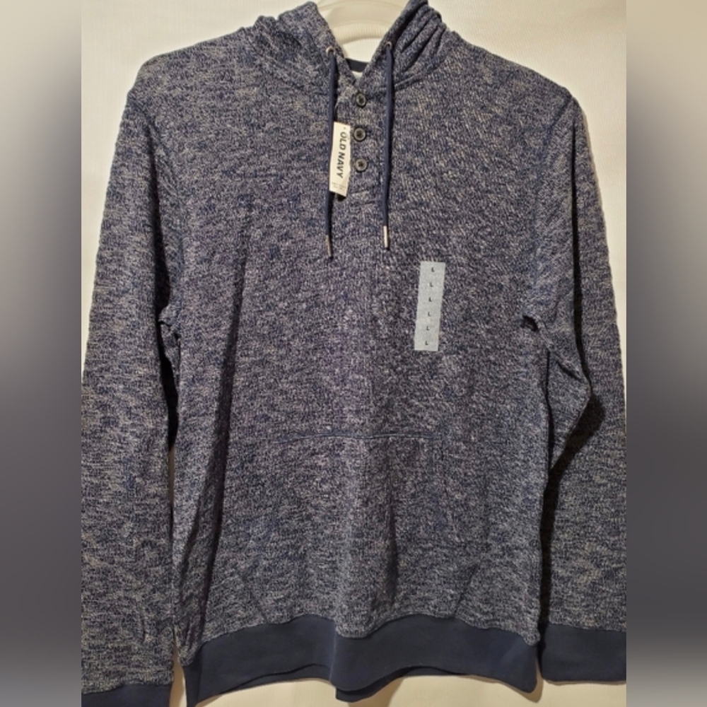 Men's pullover hoodie